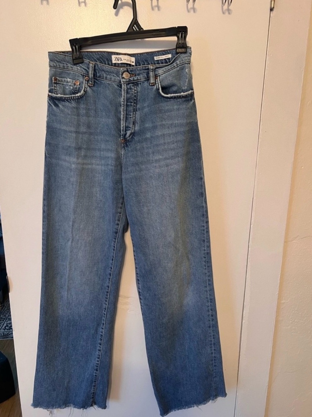 Zara jeans "The Boo Full Length" inseam 30"